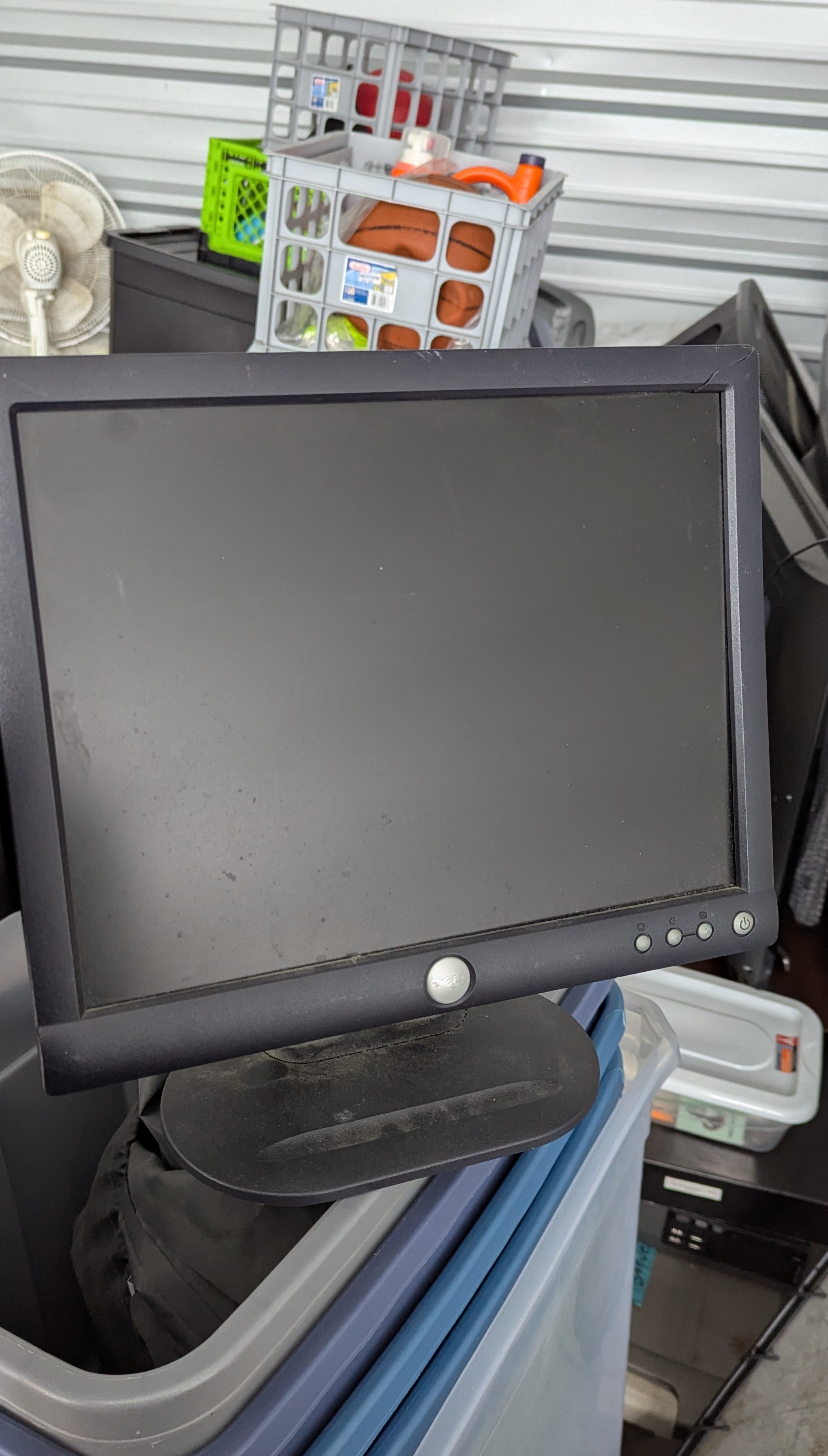 an old Dell 4 by 3 monitor